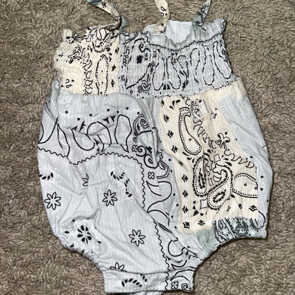 Kith body suit - Picture 1 of 1